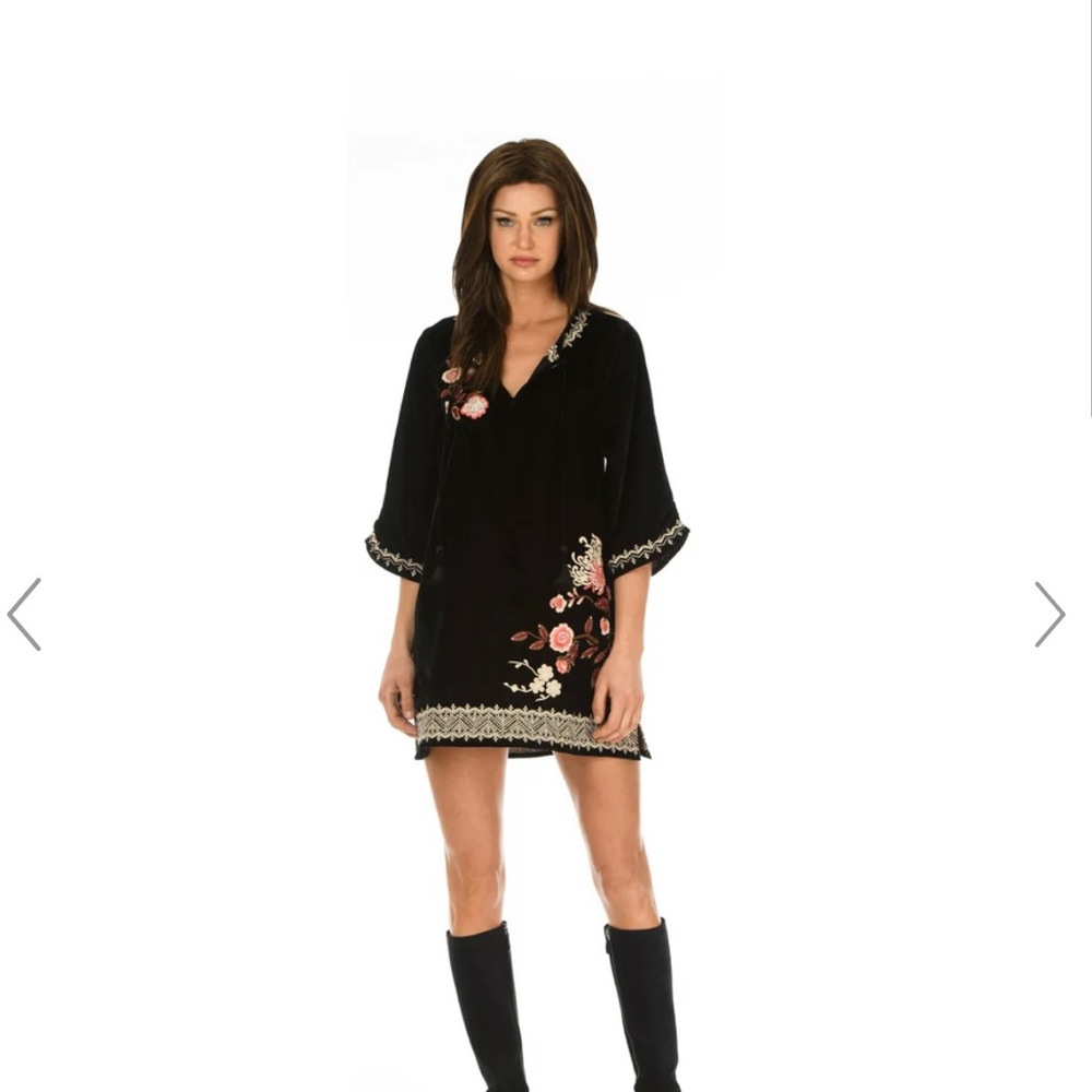 Tolani Fauna Velvet Ebony Tunic Dress